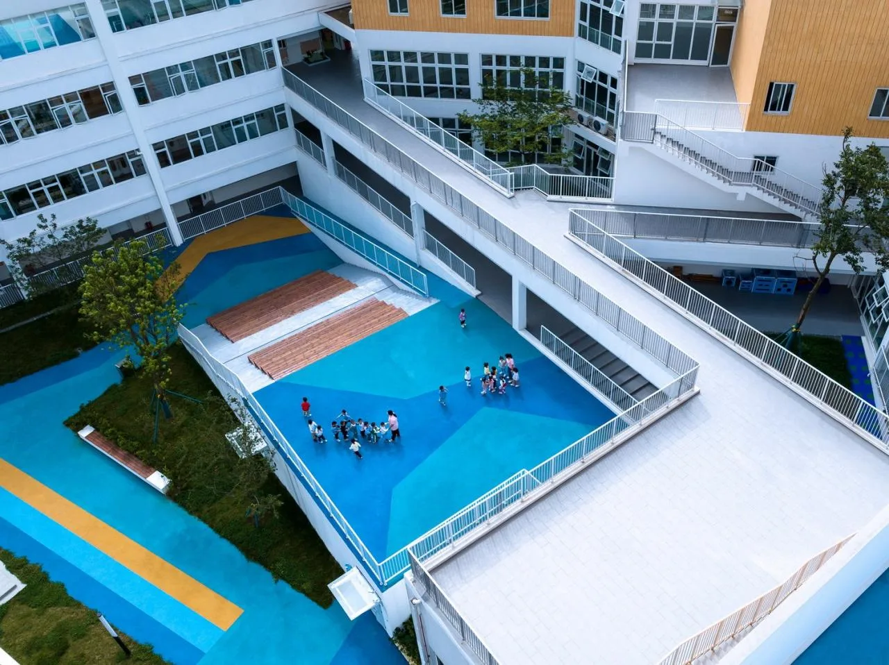BIM Architecture | Hill Garden Tour: Guiyang Guanshanhu District Sixth Kindergarten Second Branch/Baitao Architecture