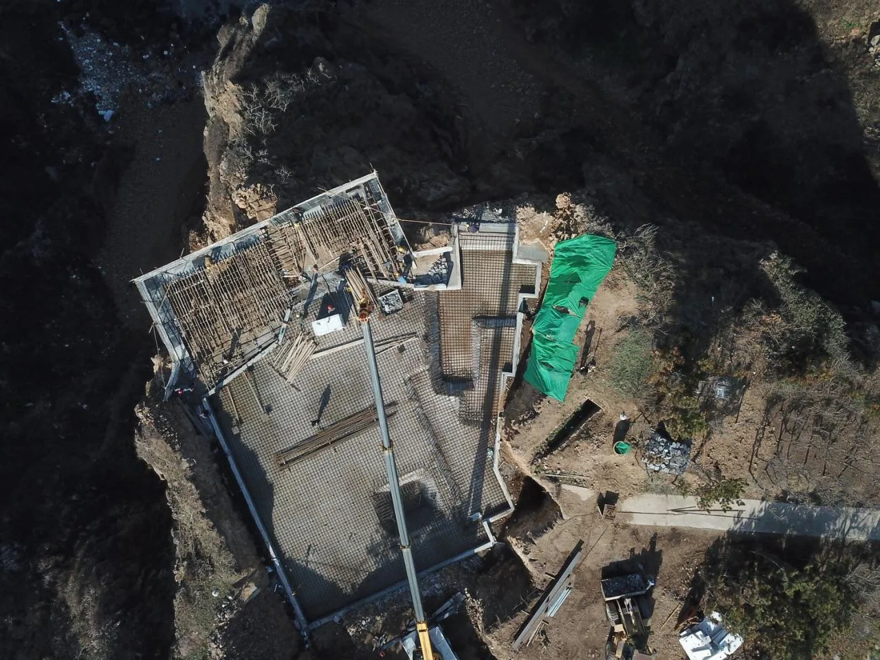 BIM Architecture | Cliff Top Cafe and Tower Residence • Architectural Firm (TAO)