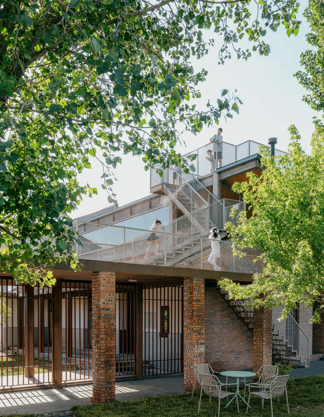 BIM Architecture | Madness is a Gift of Reason: Banquanzhiye Homestay and Campsite/Large Building