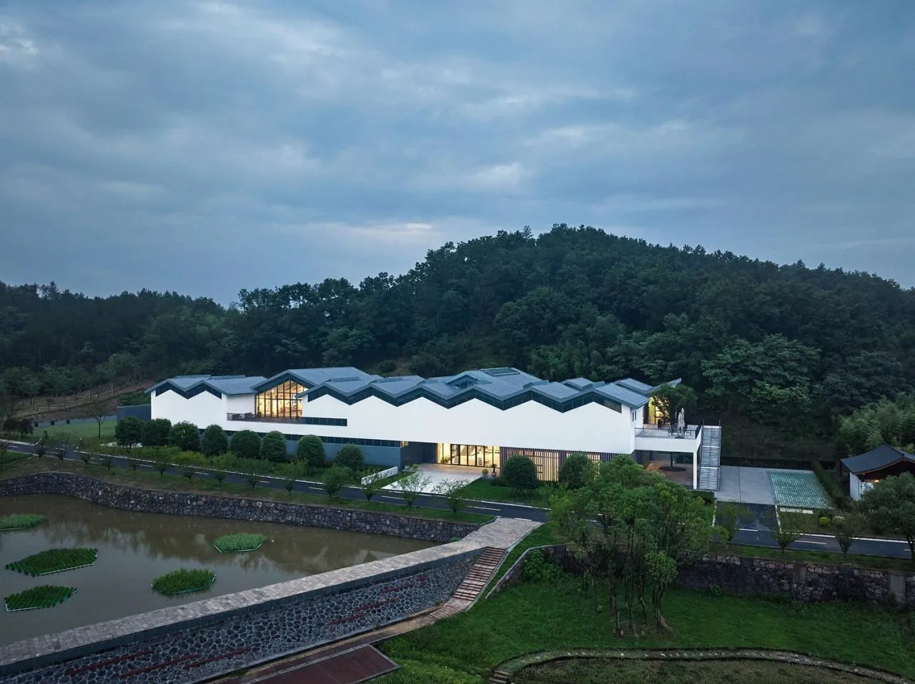 BIM Architecture | Xuefeng Literature Museum/Tongji Institute Linhe Architecture Studio
