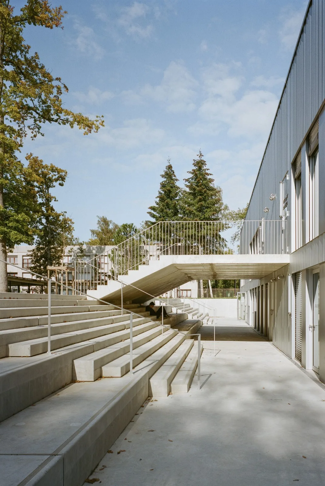 BIM Architecture | Joliot Curie School Catering Services and School Life Center/Ateliers O-S Architects