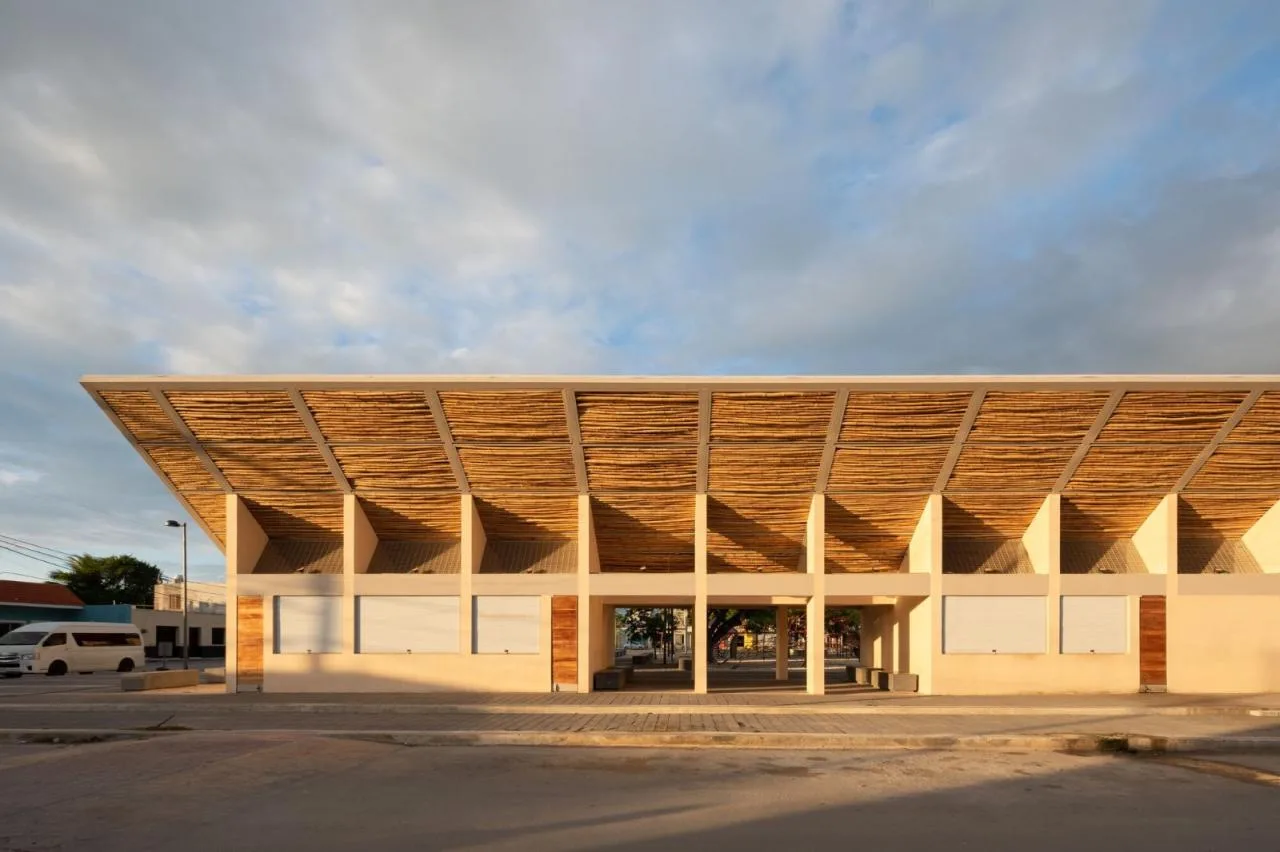 BIM Architecture | Shaded Space, Stand for Cooling: Chicxulub Square/Estudio MMX