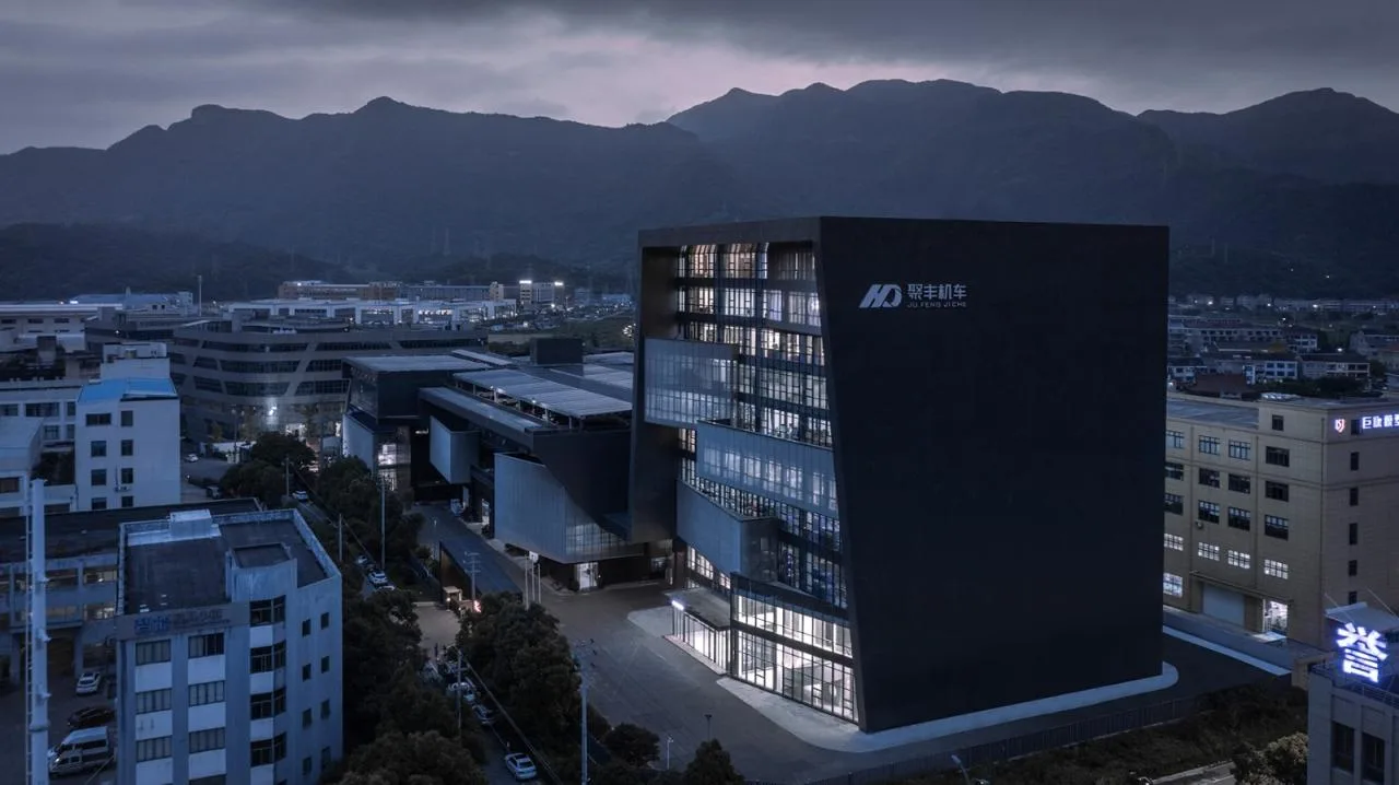 BIM Architecture | Taizhou Jufeng Locomotive Headquarters/Suzhi Architecture