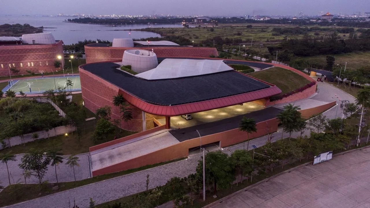 BIM Architecture | Binus Sanbaolong Education Park/Denton Corker Marshall