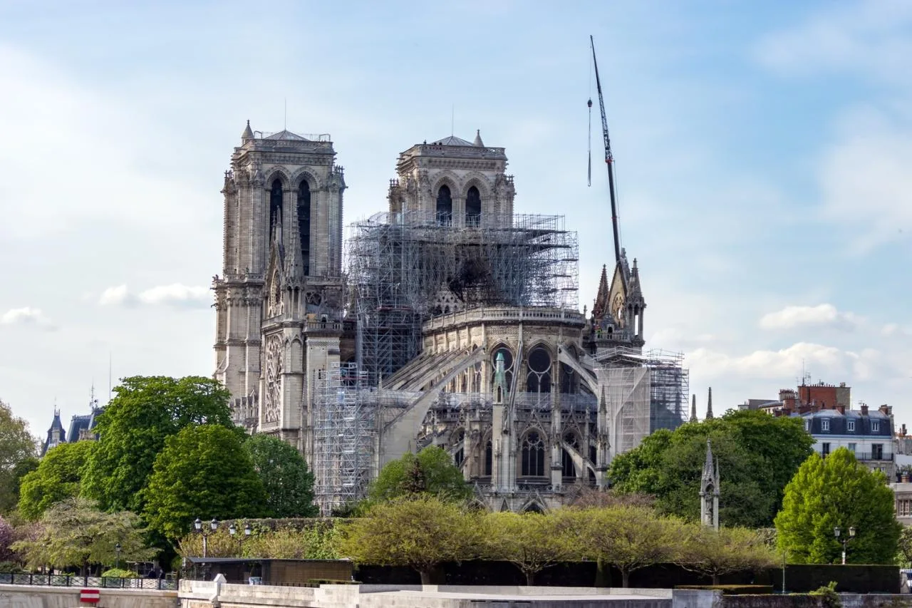 BIM Architecture | The wooden roof of Notre Dame Cathedral in Paris is planned to reopen next year!
