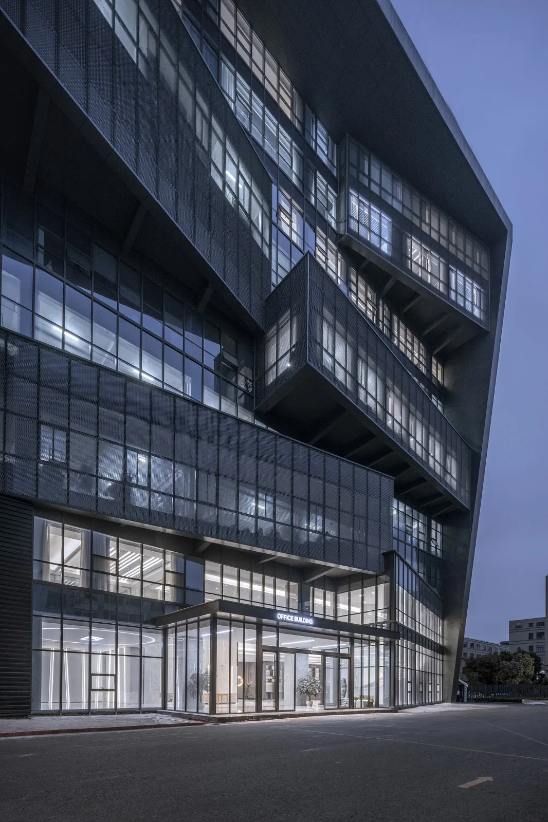 BIM Architecture | Taizhou Jufeng Locomotive Headquarters/Suzhi Architecture