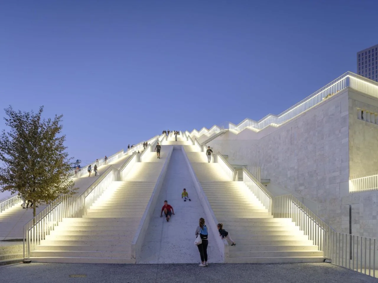 BIM Architecture | Tirana Pyramid/MVRDV
