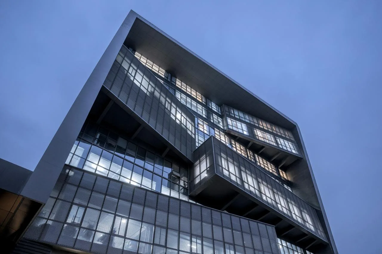 BIM Architecture | Taizhou Jufeng Locomotive Headquarters/Suzhi Architecture
