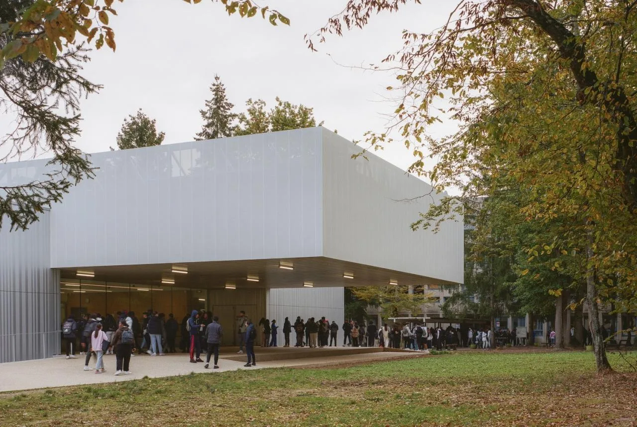 BIM Architecture | Joliot Curie School Catering Services and School Life Center/Ateliers O-S Architects
