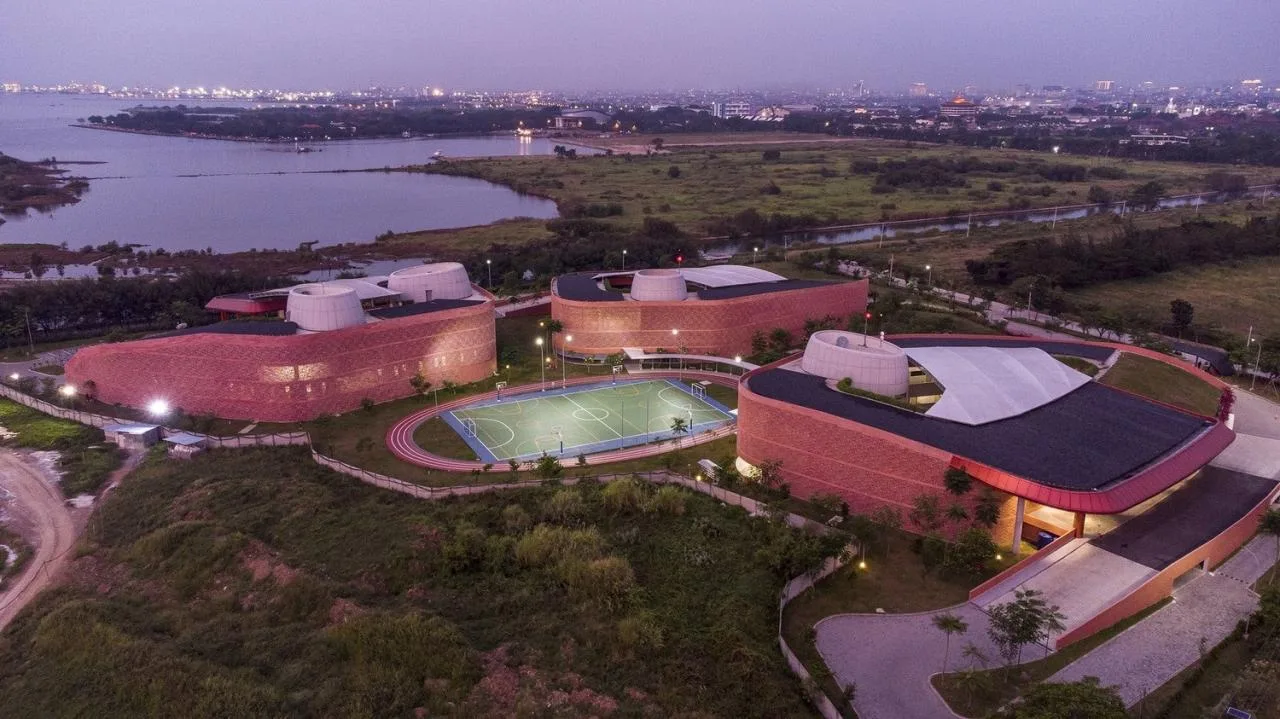 BIM Architecture | Binus Sanbaolong Education Park/Denton Corker Marshall