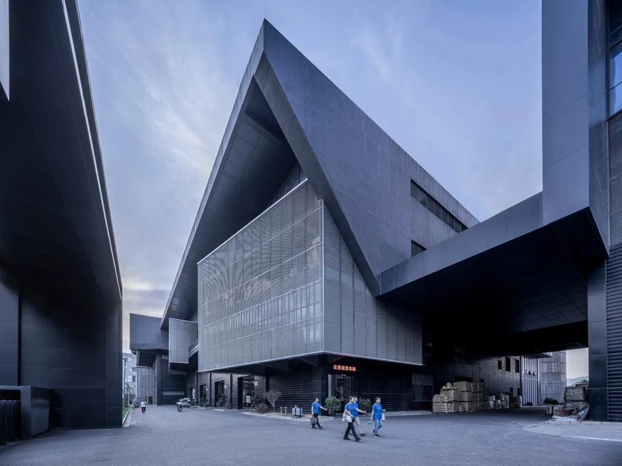 BIM Architecture | Taizhou Jufeng Locomotive Headquarters/Suzhi Architecture
