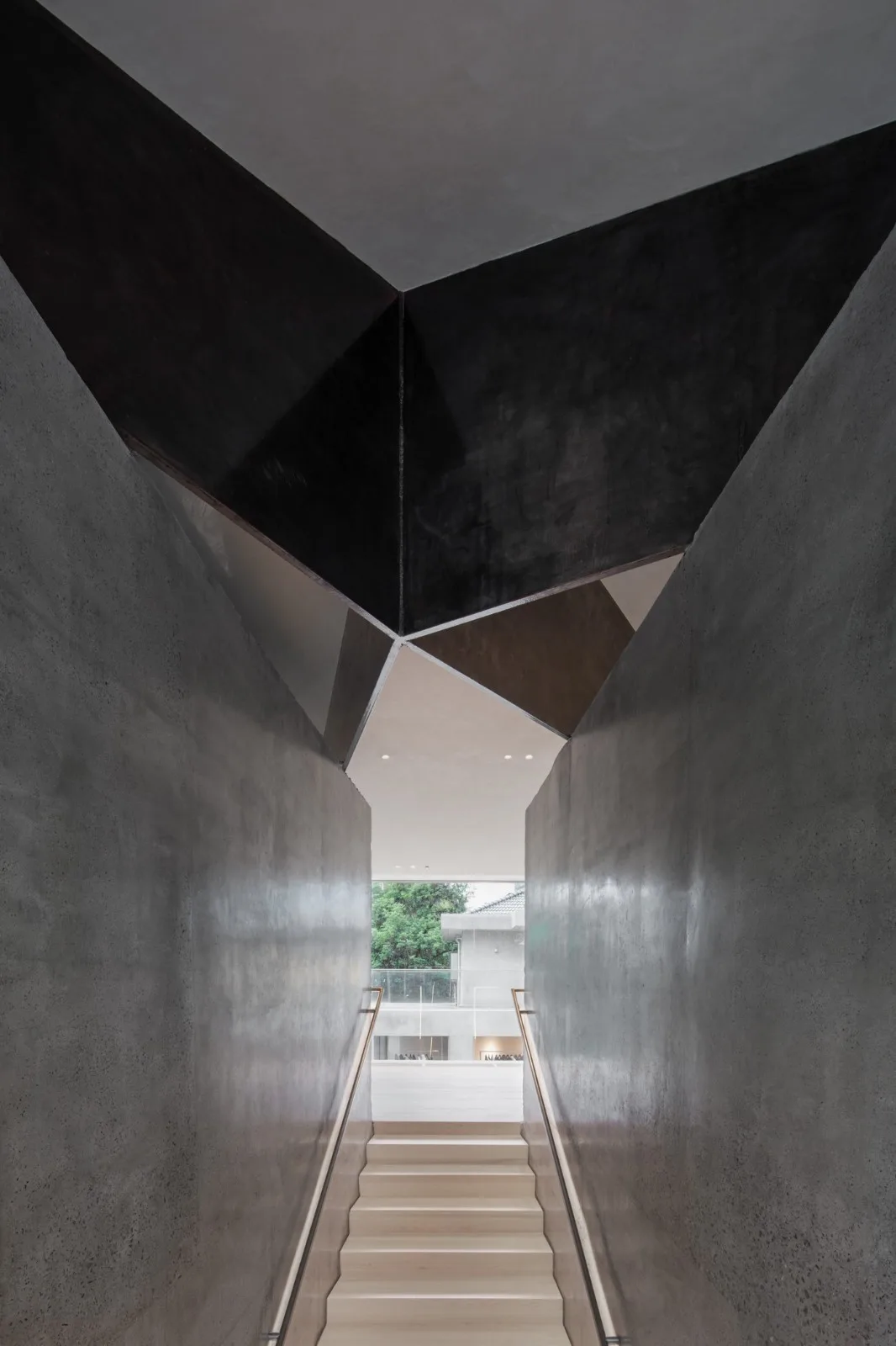 BIM Architecture | Shanghai Changle Road YEARLY PLAN/Dongqi Building Design