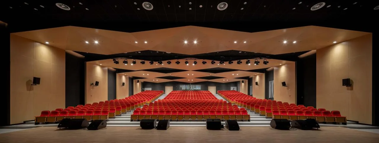 BIM Architecture | Renovation and Expansion of Xi'an High tech No.1 Middle School (High School Division)/Qu Peiqing Studio of China Northwest Architectural Design and Research Institute
