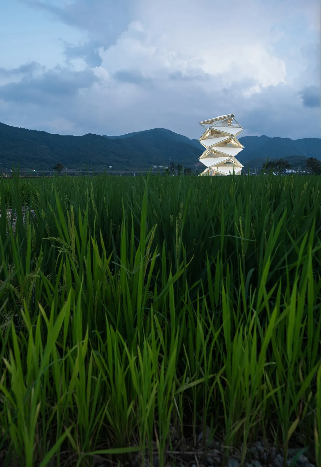 BIM Architecture | Lighthouse on Rice Fields/Lin Zaiguo Studio of China Electric Power Construction East China Institute