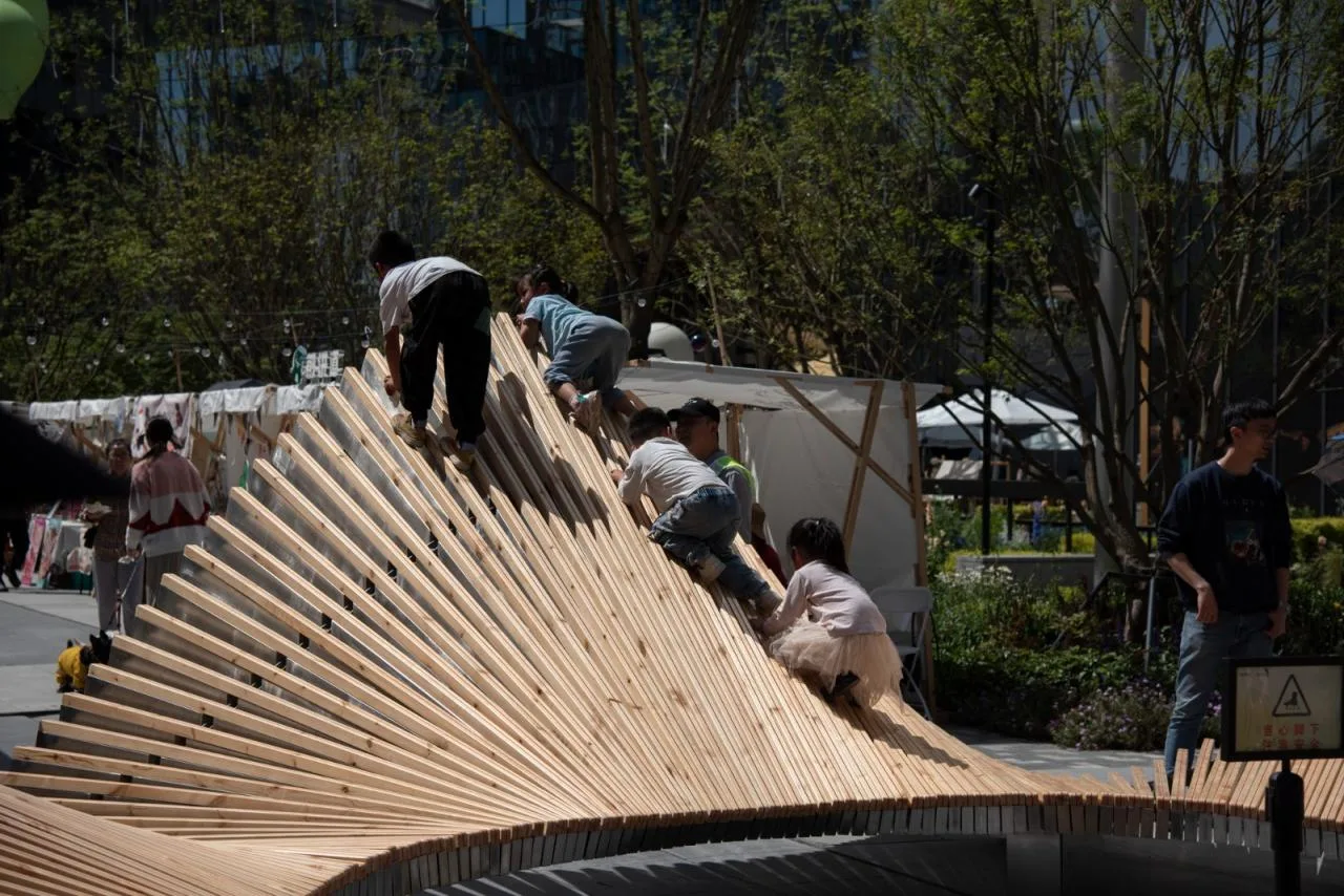 BIM Architecture | A Petal Falling into an Oasis/Chengdu Direct Architectural Design