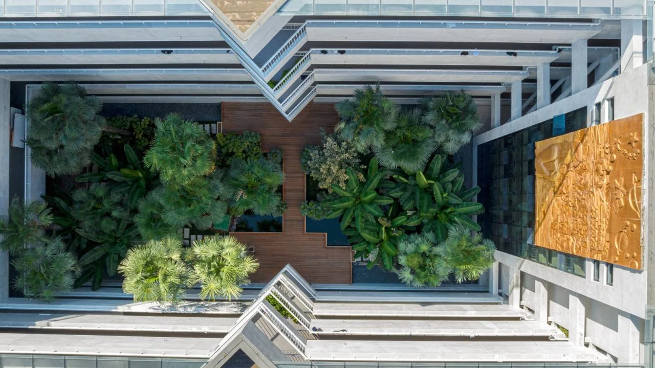 BIM Architecture | Renovation and Expansion of Xi'an High tech No.1 Middle School (High School Division)/Qu Peiqing Studio of China Northwest Architectural Design and Research Institute