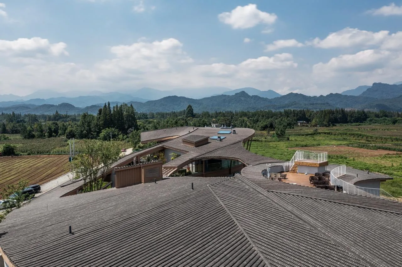 BIM Architecture | Integration of Western Sichuan Architecture and Taoist Culture / Qingcheng Pushe Family Resort Hotel - 2023 Golden Panda Tianfu Creative Design Award Winner