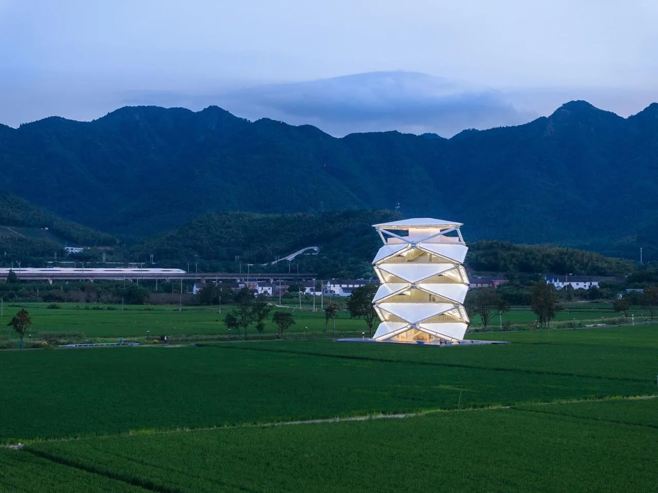 BIM Architecture | Lighthouse on Rice Fields/Lin Zaiguo Studio of China Electric Power Construction East China Institute