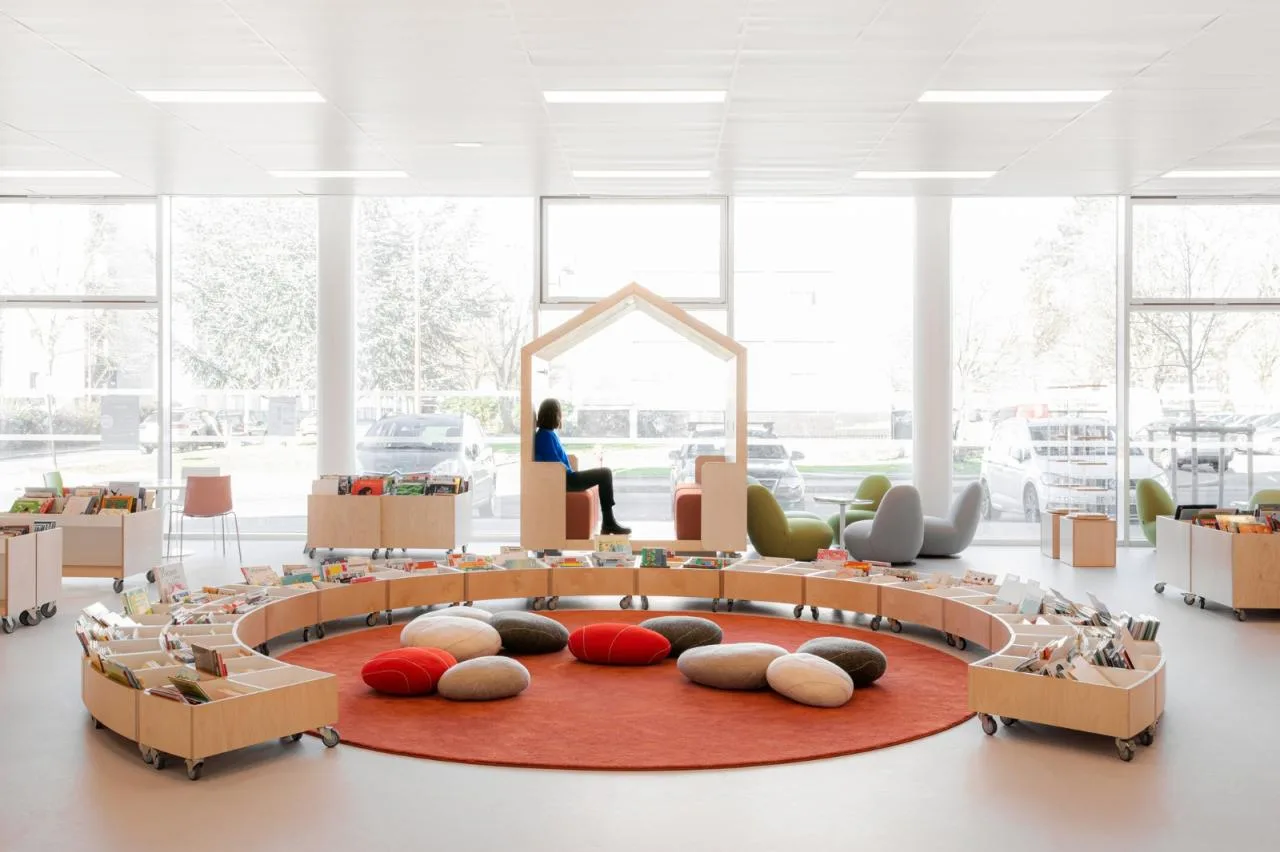 BIM Architecture | Sainte Geneviève des Bois Media Library/Archi5+Calmm Architecture