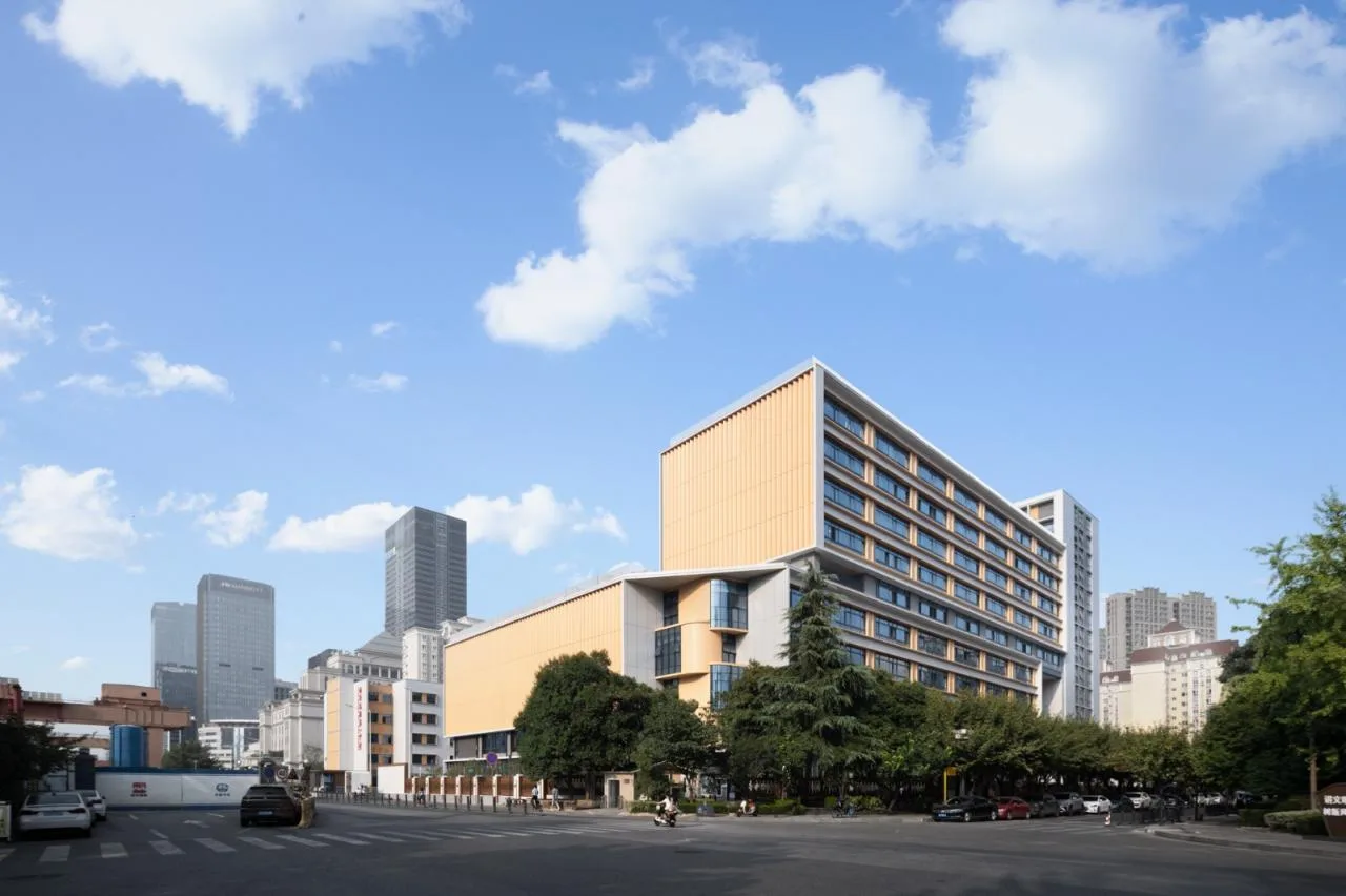 BIM Architecture | Renovation and Expansion of Xi'an High tech No.1 Middle School (High School Division)/Qu Peiqing Studio of China Northwest Architectural Design and Research Institute