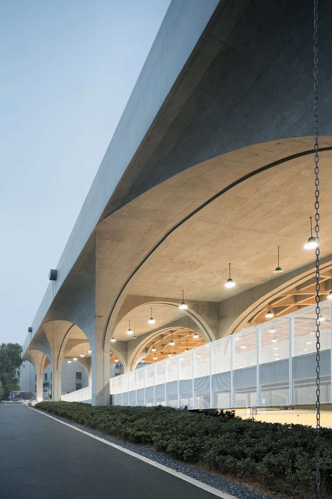 BIM Architecture | Wind and Rain Playground of Shaoxing University of Arts and Sciences/Architectural Design and Research Institute of Zhejiang University