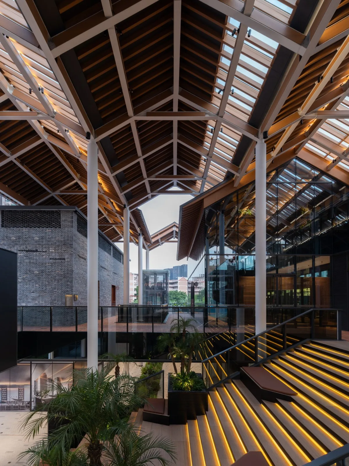 BIM Architecture | Cantonese Lifestyle in Liwan Chajiao: Diverse Reflections on Urban Spatial Transformation/XAA Architecture Firm