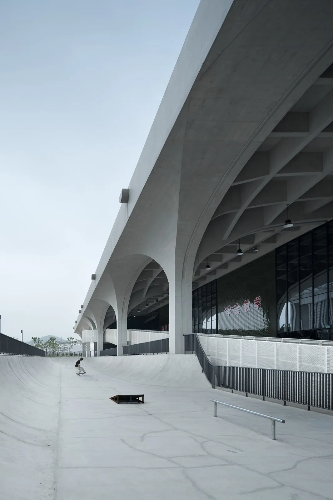 BIM Architecture | Wind and Rain Playground of Shaoxing University of Arts and Sciences/Architectural Design and Research Institute of Zhejiang University