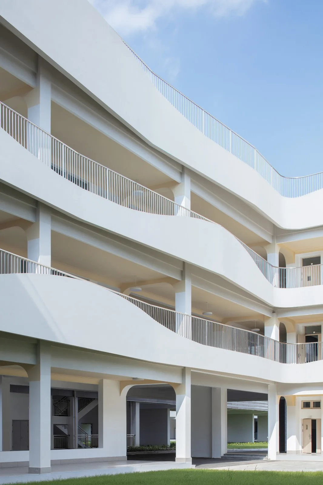 BIM Architecture | Gulin Vocational High School in Ningbo City: Infinite Script for Youth/ARCHIS Architectural Design Firm