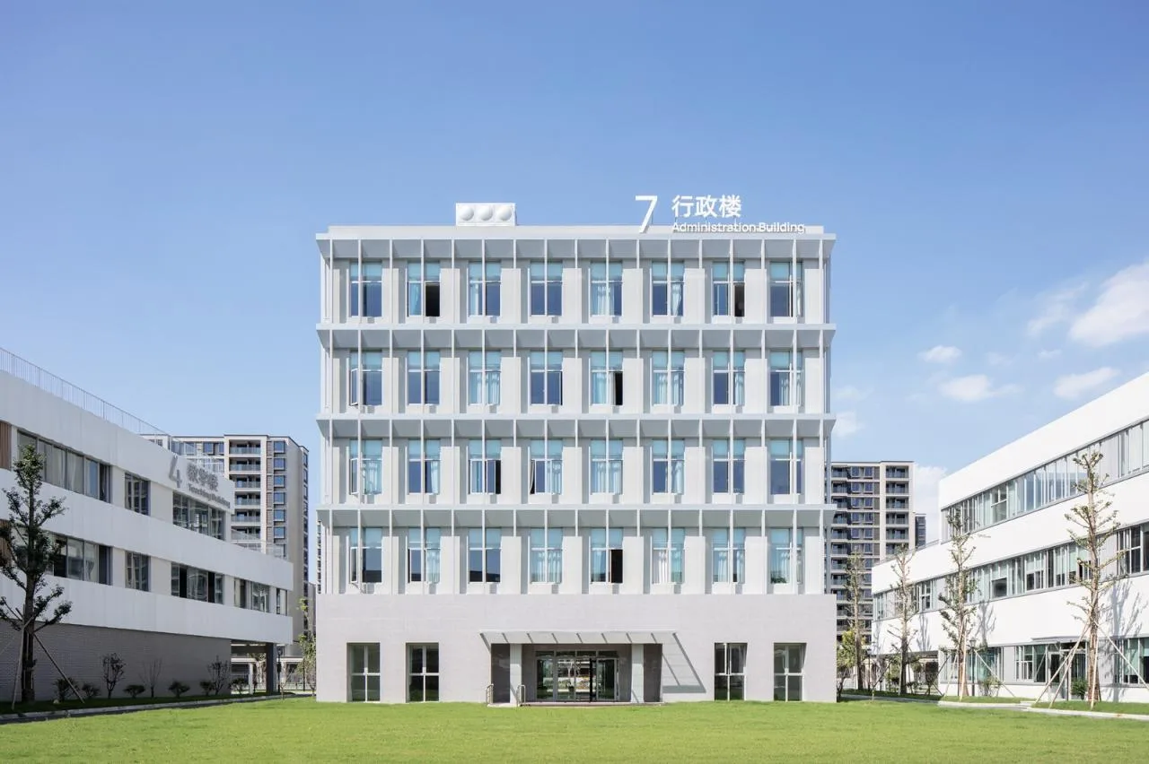 BIM Architecture | Gulin Vocational High School in Ningbo City: Infinite Script for Youth/ARCHIS Architectural Design Firm