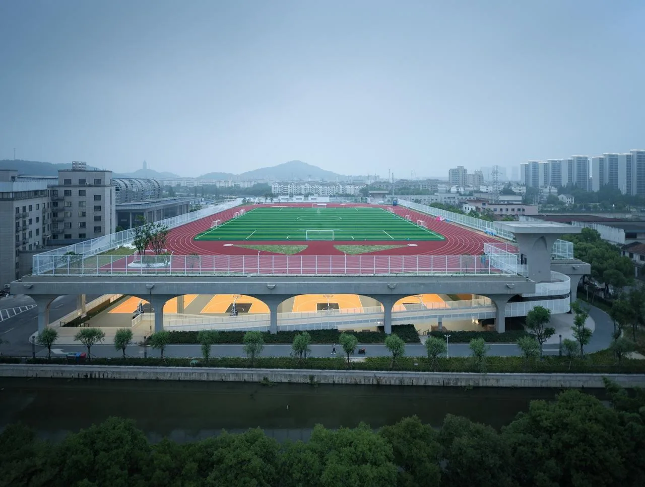 BIM Architecture | Wind and Rain Playground of Shaoxing University of Arts and Sciences/Architectural Design and Research Institute of Zhejiang University