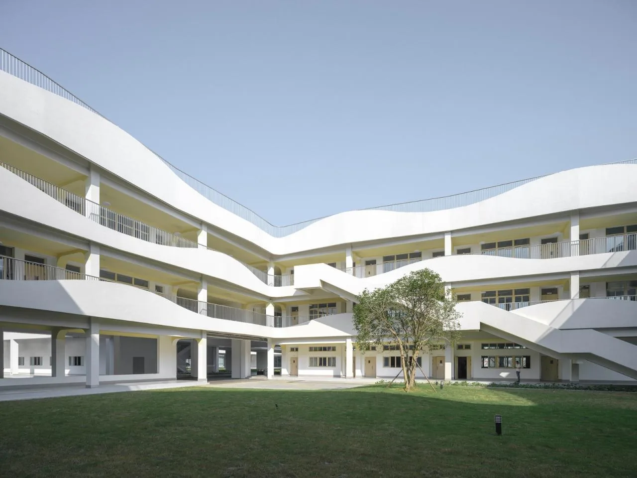 BIM Architecture | Gulin Vocational High School in Ningbo City: Infinite Script for Youth/ARCHIS Architectural Design Firm