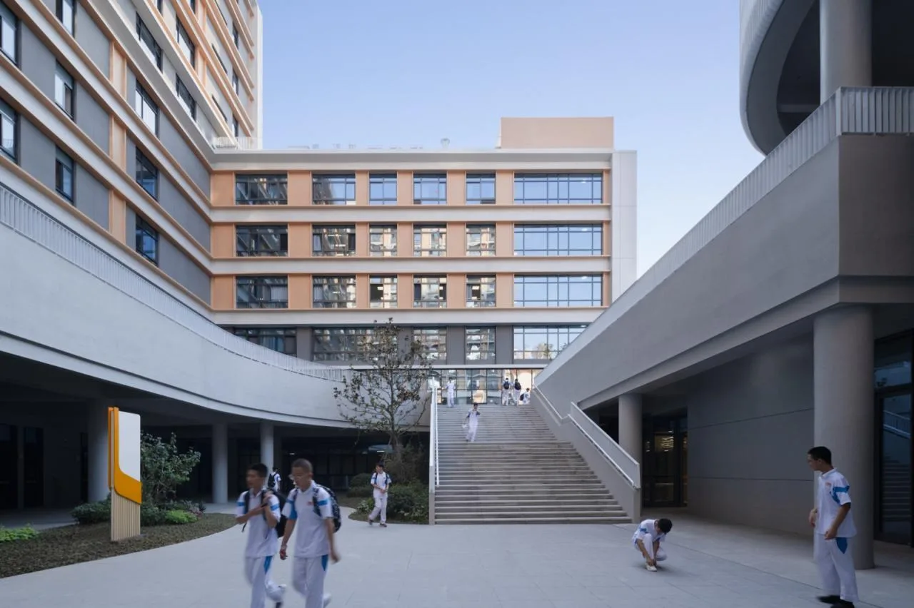 BIM Architecture | Renovation and Expansion of Xi'an High tech No.1 Middle School (High School Division)/Qu Peiqing Studio of China Northwest Architectural Design and Research Institute