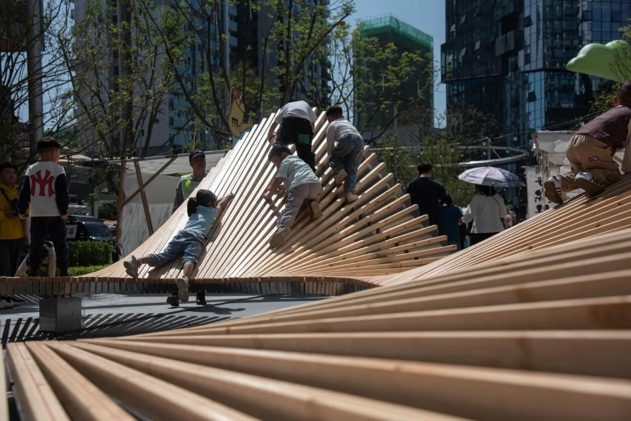 BIM Architecture | A Petal Falling into an Oasis/Chengdu Direct Architectural Design
