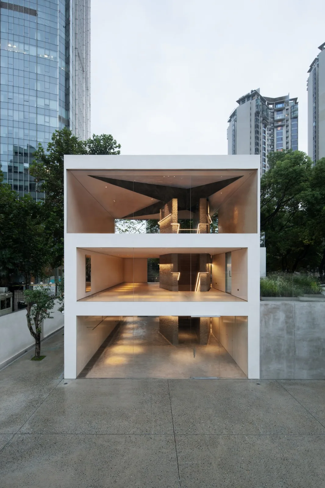 BIM Architecture | Shanghai Changle Road YEARLY PLAN/Dongqi Building Design