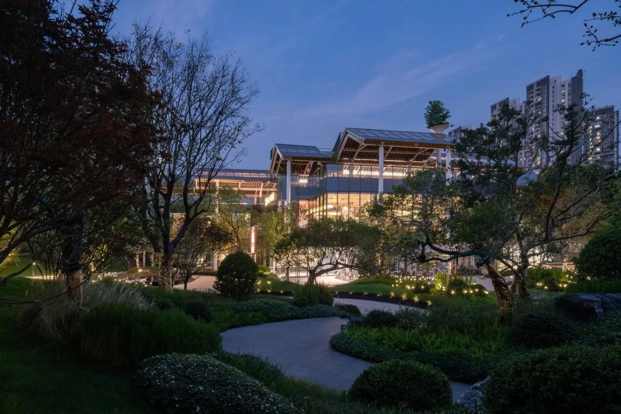 BIM Architecture | Cantonese Lifestyle in Liwan Chajiao: Diverse Reflections on Urban Spatial Transformation/XAA Architecture Firm