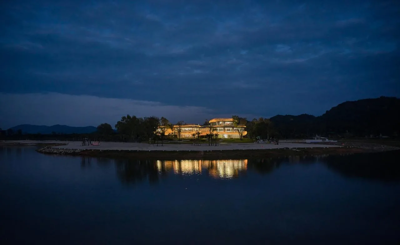 BIM Architecture | Baihe Lake Tourist Center/Architectural Design