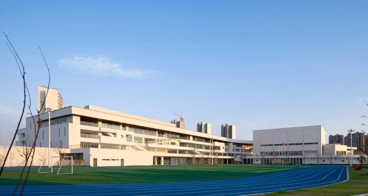 BIM Architecture | Nantong Nengda Middle School/Jiucheng Urban Architecture