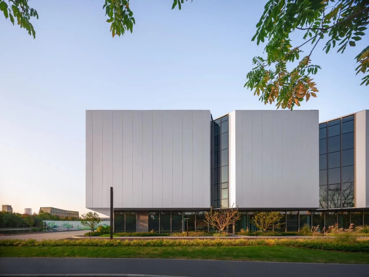 BIM Architecture | Zhongrui Ecological City Low Carbon Technology Innovation Promotion Center/Mi Zhang Building