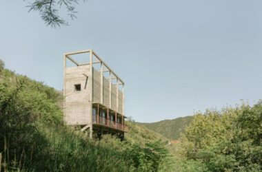 BIM Architecture: House at Heights by Agustín Berzero & Manuel Gonzalez Veglia (Tectum Arquitectura)-BIM WORLD