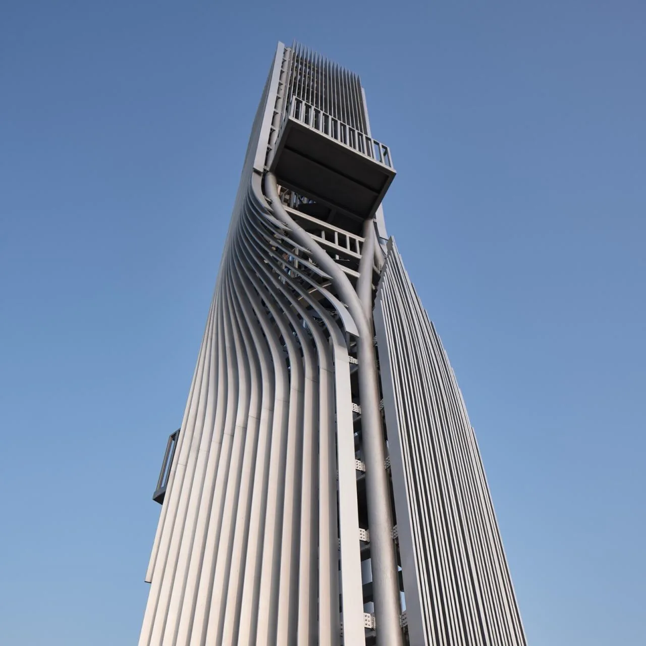 BIM Architecture | Twisted Tower and Spiral Station, Ecological Infrastructure/HCCH Dust Collection Building in Shanghai's Offshore Environment