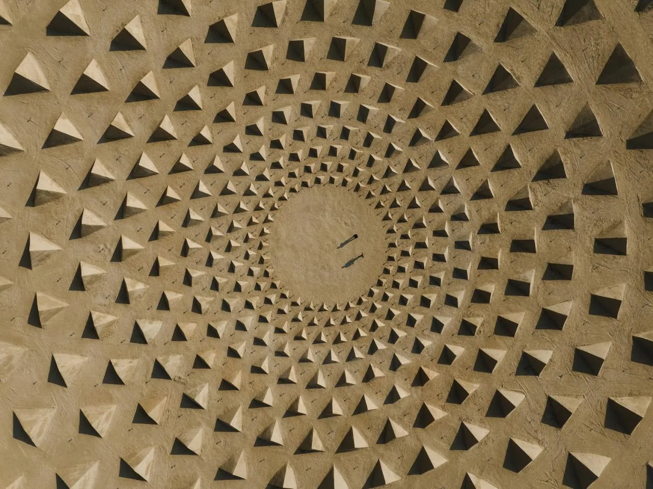 BIM Architecture | Immersive Land Artwork: "Self Similarity" by Jim Denevan