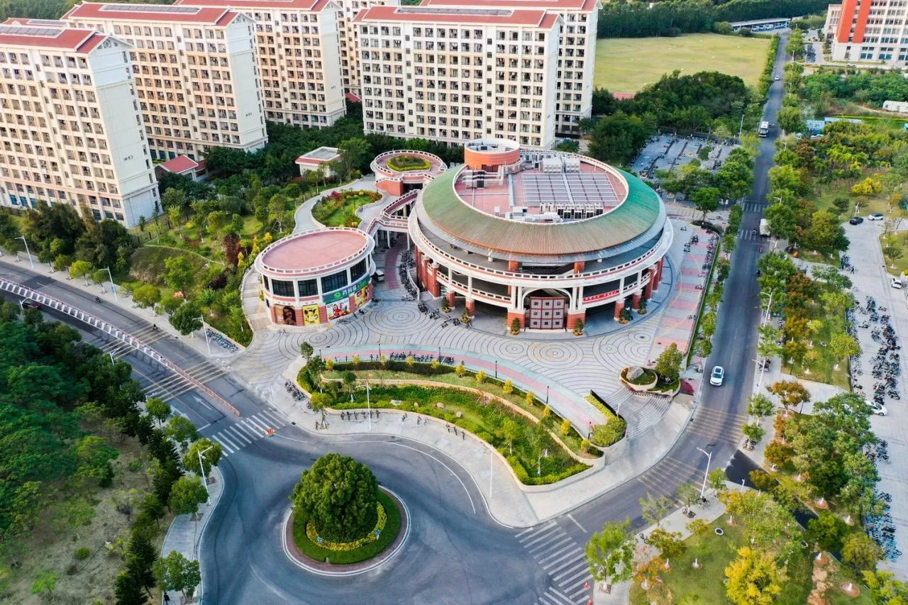 BIM Architecture | Xiamen University Xiang'an Campus Central Student Canteen (Siyuan Restaurant)/Xiamen University Architectural Design and Research Institute Co., Ltd. (AUAD)