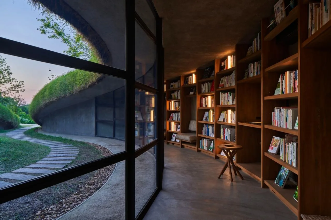 BIM Architecture | Clearing Fields on Sunny Days and Reading Books on Rainy Days, Farmers' Earth Library/Nakamura Taki Architectural Firm&  NAP
