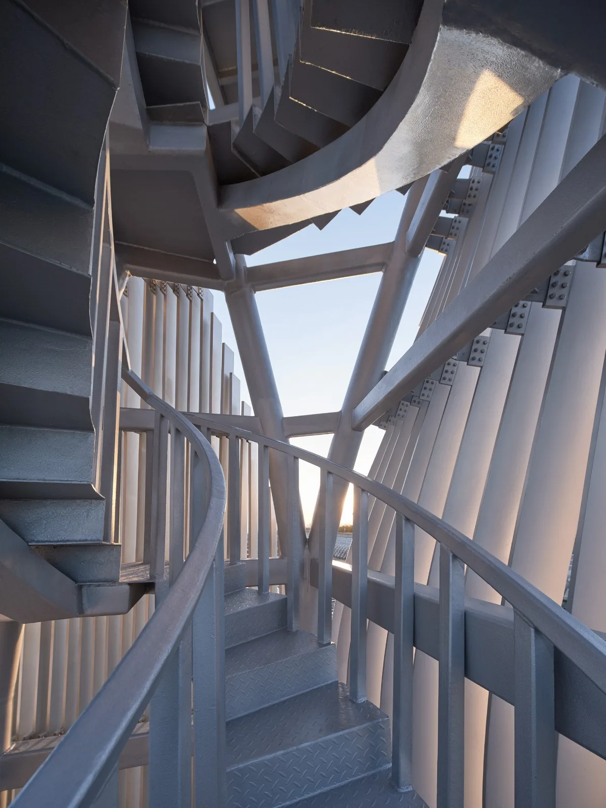 BIM Architecture | Twisted Tower and Spiral Station, Ecological Infrastructure/HCCH Dust Collection Building in Shanghai's Offshore Environment