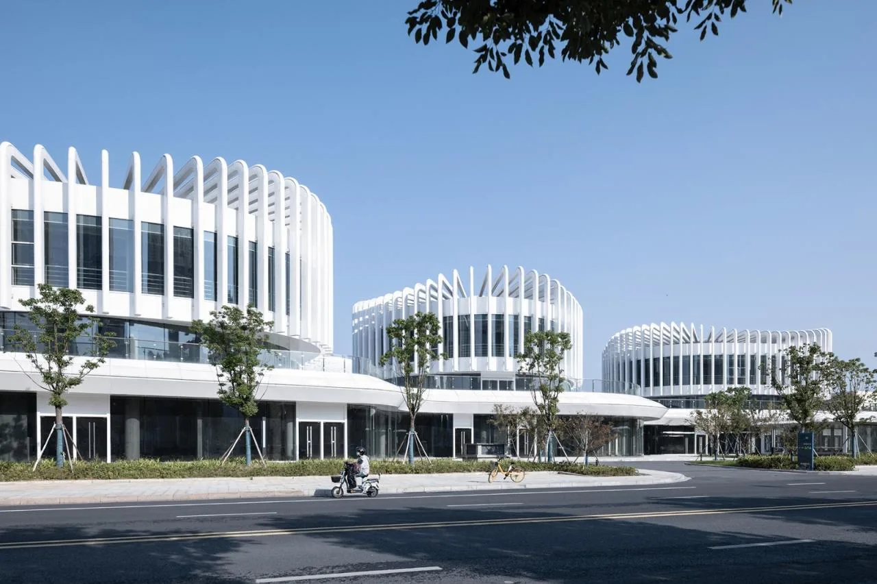BIM Architecture | Orchid Pavilion: Jiuliudu Riverside Art District/UUA Architectural Firm