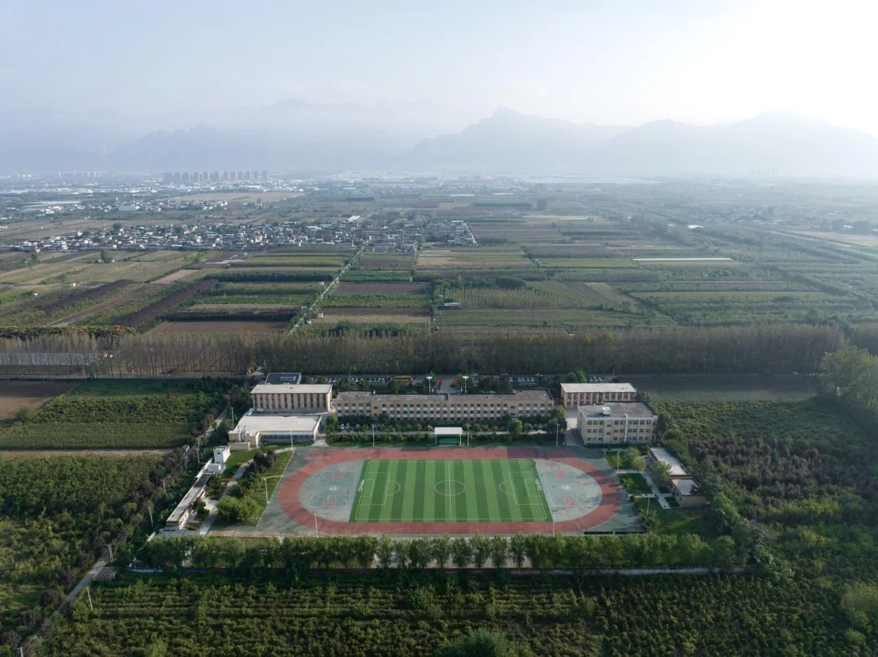 BIM Architecture | Shaanxi Hope Engineering Campus Library 2.0/Campus Architecture