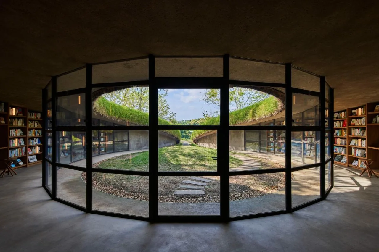BIM Architecture | Clearing Fields on Sunny Days and Reading Books on Rainy Days, Farmers' Earth Library/Nakamura Taki Architectural Firm&  NAP