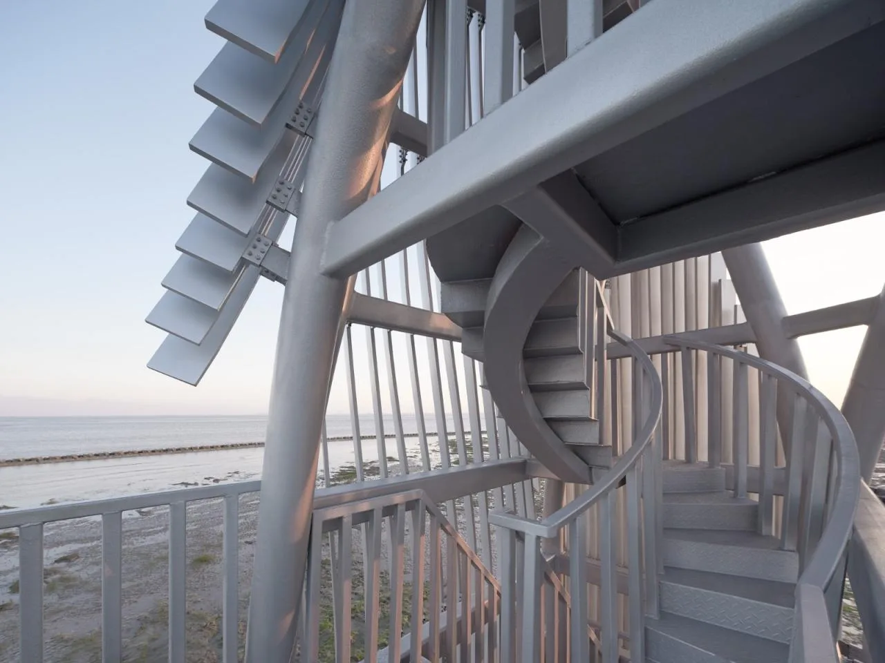BIM Architecture | Twisted Tower and Spiral Station, Ecological Infrastructure/HCCH Dust Collection Building in Shanghai's Offshore Environment