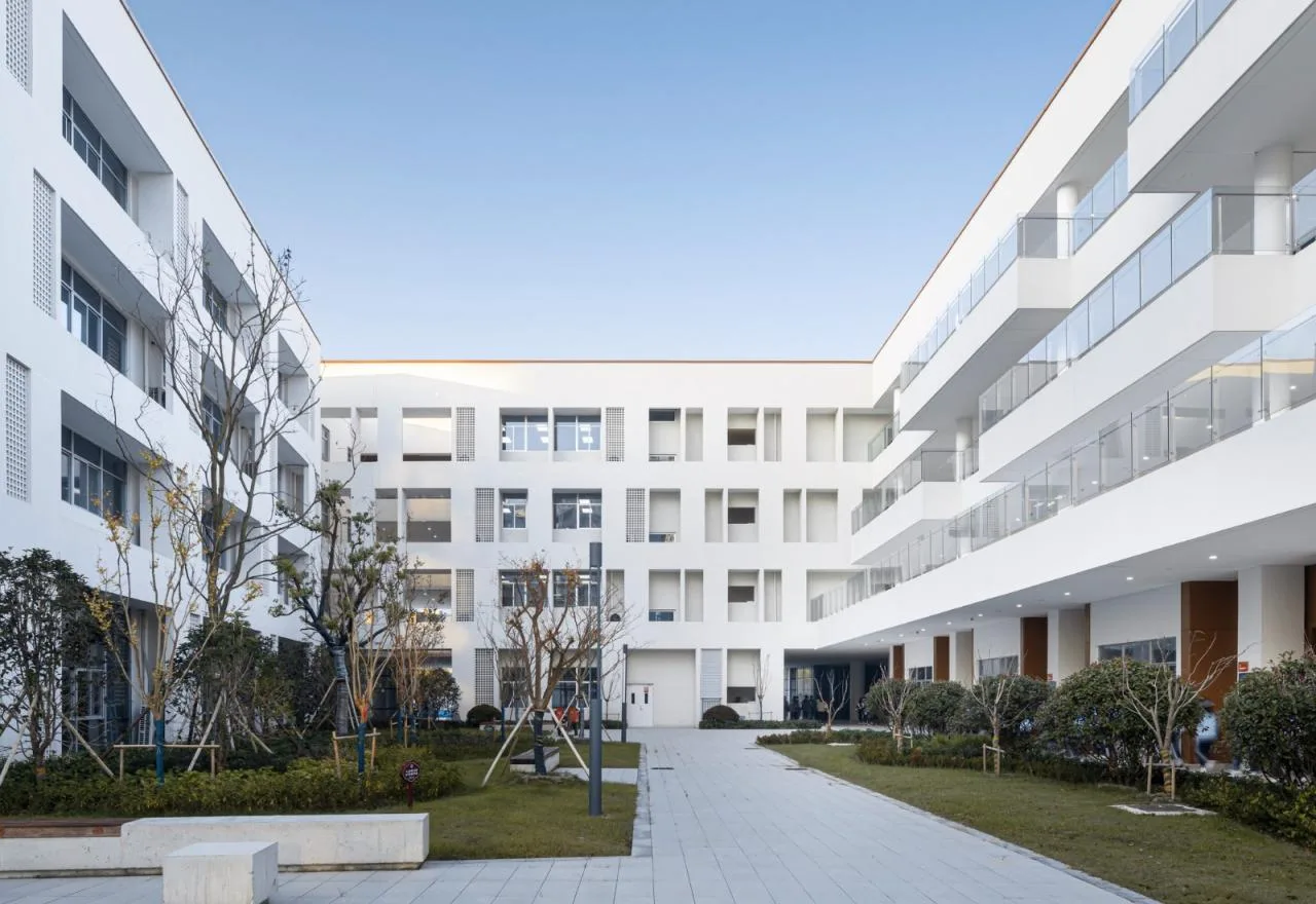 BIM Architecture | Nantong Nengda Middle School/Jiucheng Urban Architecture
