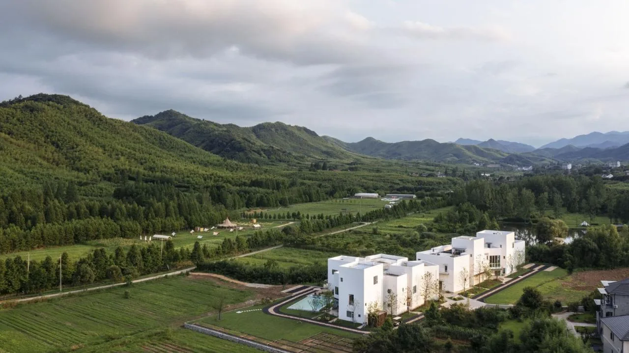 BIM Architecture | Huzhou Xipo Laoling Liangshi/Jumping House Architecture Studio